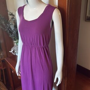 NWT northern reflections size small Chic Purple Sleeveless Midi Dress
